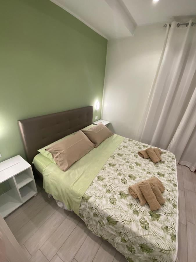 Casa Quadrifoglio Lägenhet Taranto Exteriör bild